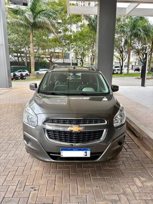 CHEVROLET SPIN 1.8 LT 8V FLEX 4P AUTOMÁTICO CHEVROLET SPIN 1.8 LT 8V FLEX 4P AUTOMÁTICO